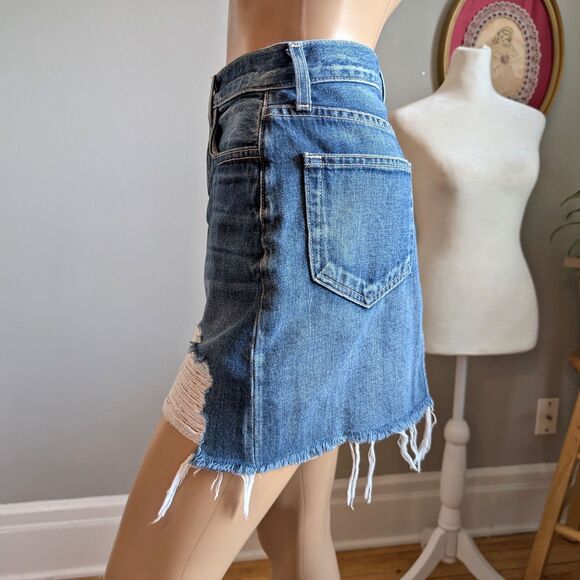 L'Agence Mini Jean Skirt Jolene Designer Distressed Denim Size 24 - Picture 5 of 10